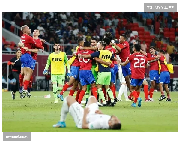 赫罗纳俱乐部宣布，为纪念历史性赛季将推出特别款球衣